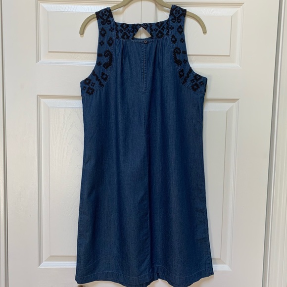 Old Navy Denim Maternity Dress - Picture 3 of 5